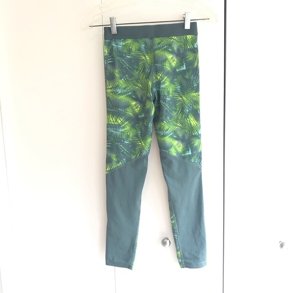 Nike Kid's lime green/gray dri-fit leggings - Picture 6 of 11
